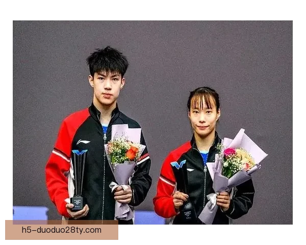 马斯喀特黄友政石洵瑶惜败亚军 马斯喀特黄友政石洵瑶惜败亚军