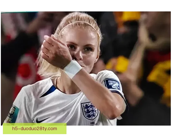 伊朗女足被监控签约防叛逃内幕 伊朗女足被监控签约防叛逃内幕